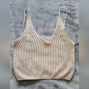 Beige cropped tank